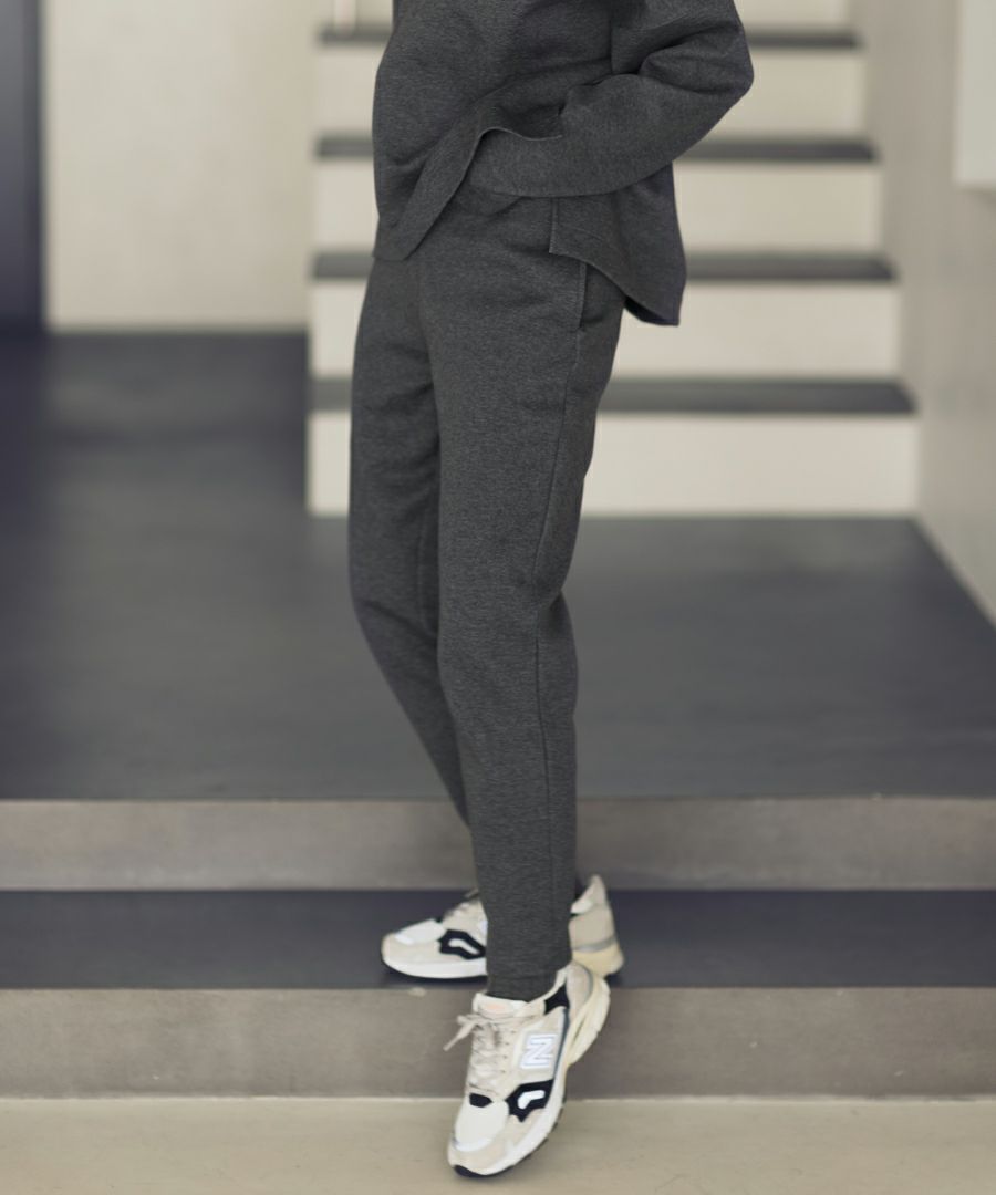 000000000594-01-l.jpg?t=  